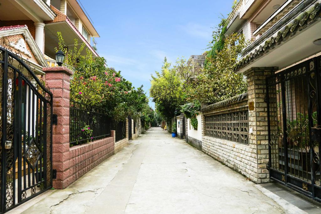 Chengdu Bling Bling Hostel Supoqiao Exterior foto
